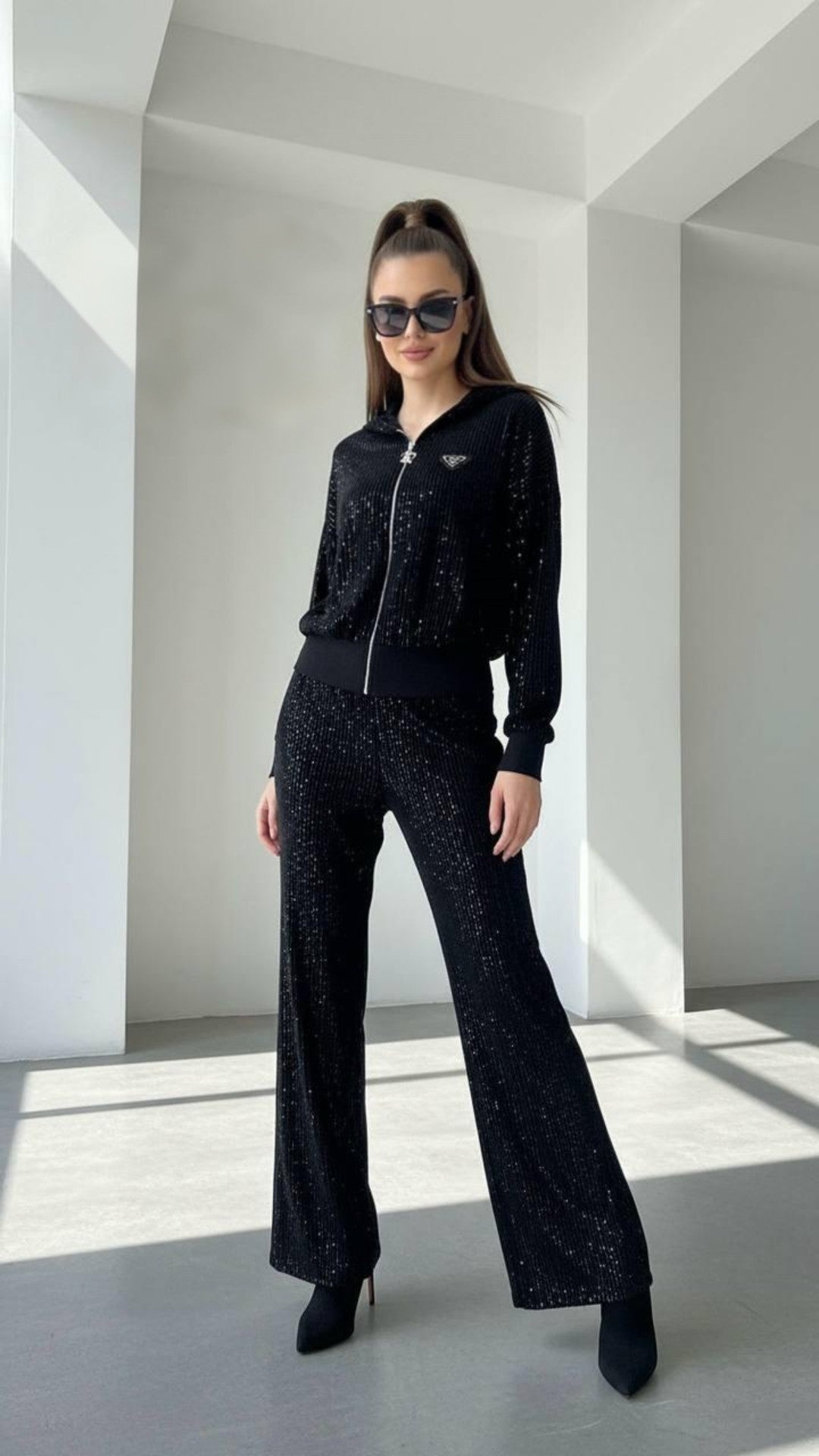 9368 Black